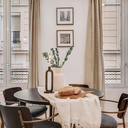 Apartment Fontaine - 2 Chambres A Bastille